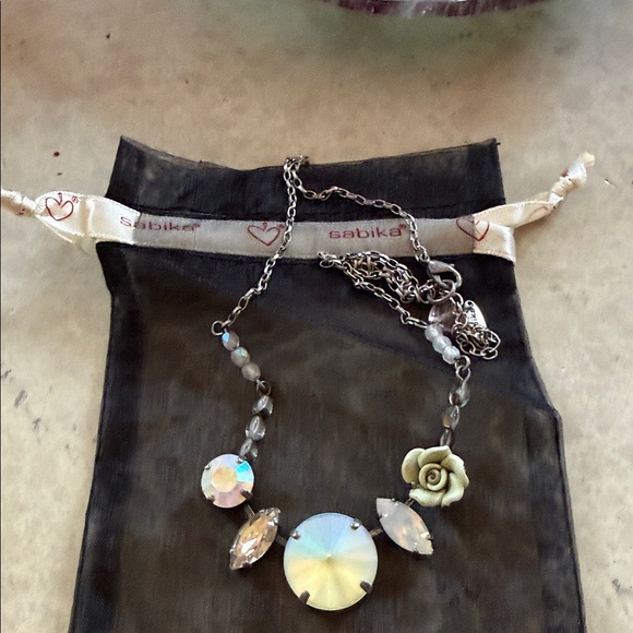 Sabika Spring 2020 Rose and Crystal Necklace - Picture 1 of 5